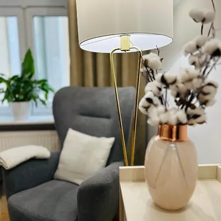 Mh Luxury * Poznań