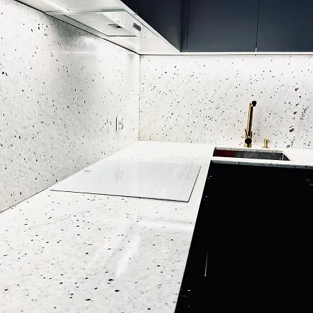 Mh Luxury * بوزنان